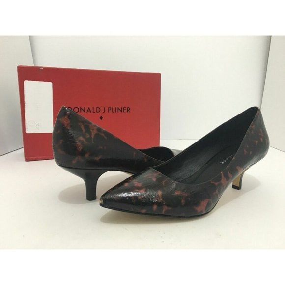 Donald J Pliner Gali Printed Pointed Toe Heel Pump Black Patent Leather US 8 - Picture 2 of 12